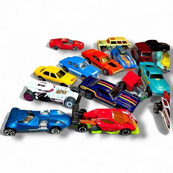 Hot Wheels Matchbox 25 Mixed Diecast Toy Car Lot – Surf Crate Variety Pack - Picture 9 of 11